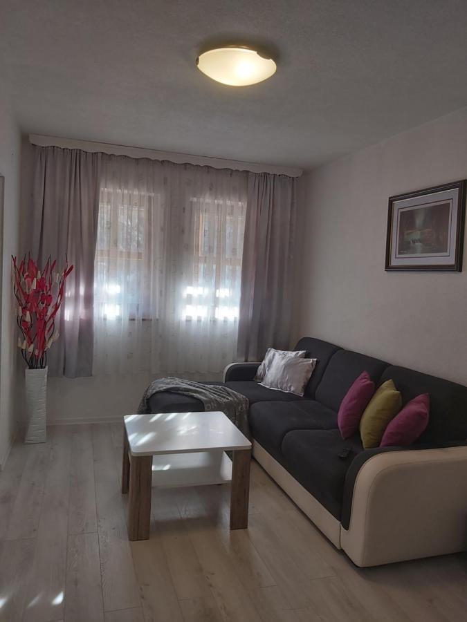 Apartment Mira Korana Kültér fotó