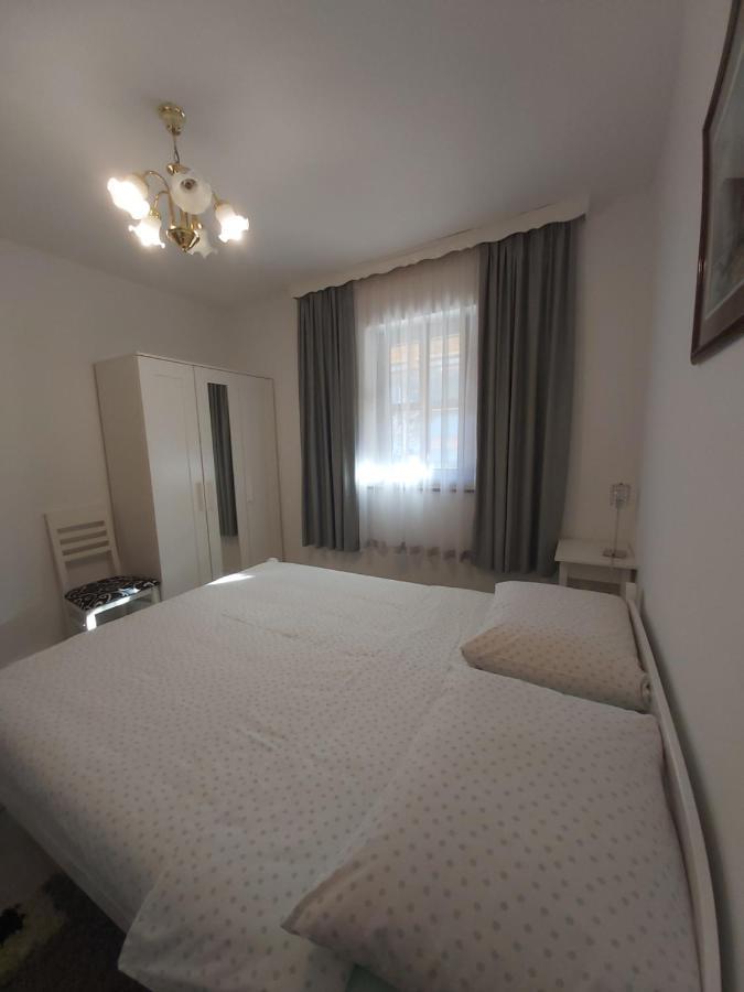 Apartment Mira Korana Kültér fotó