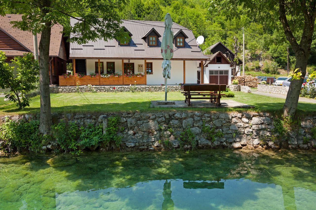 Apartment Mira Korana Kültér fotó