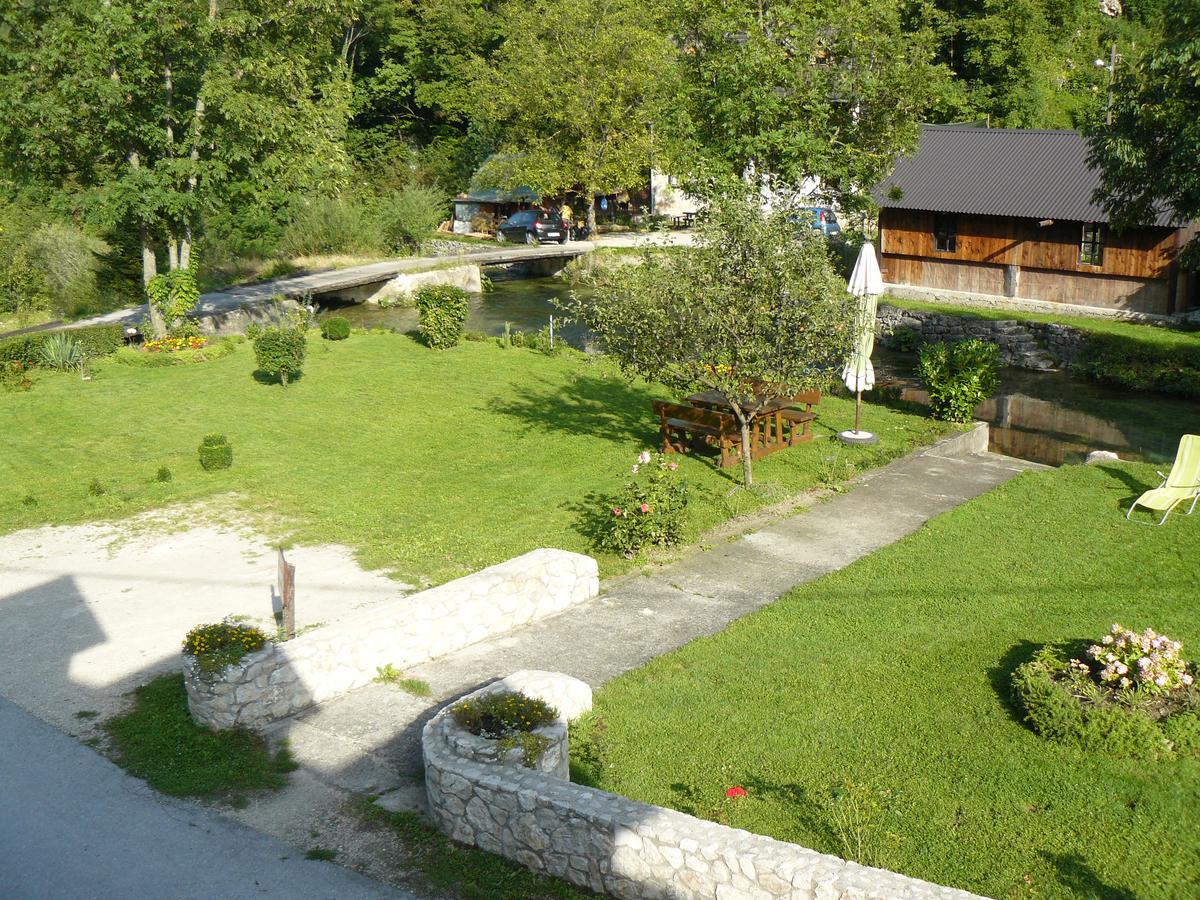 Apartment Mira Korana Kültér fotó